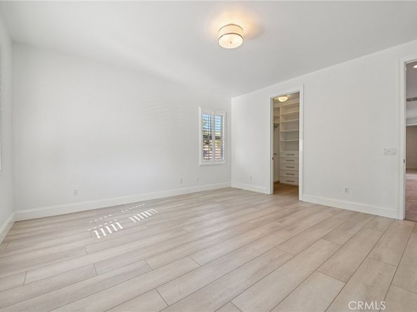 21 Canoe, Irvine CA 92618