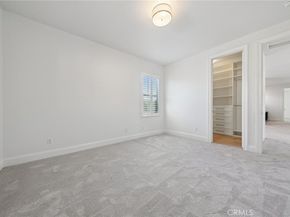 21 Canoe, Irvine CA 92618