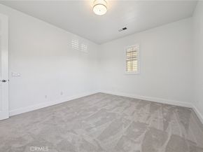 21 Canoe, Irvine CA 92618