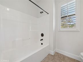 21 Canoe, Irvine CA 92618