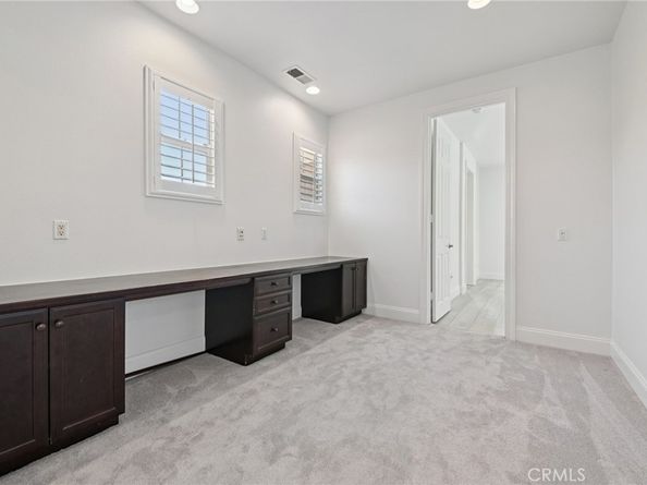 21 Canoe, Irvine CA 92618