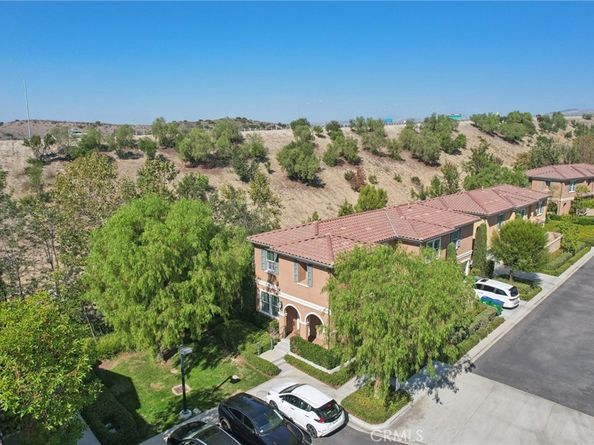 21 Canoe, Irvine CA 92618