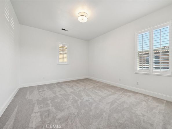 21 Canoe, Irvine CA 92618