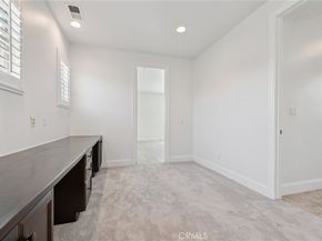 21 Canoe, Irvine CA 92618