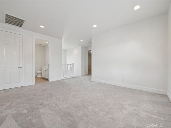 21 Canoe, Irvine CA 92618