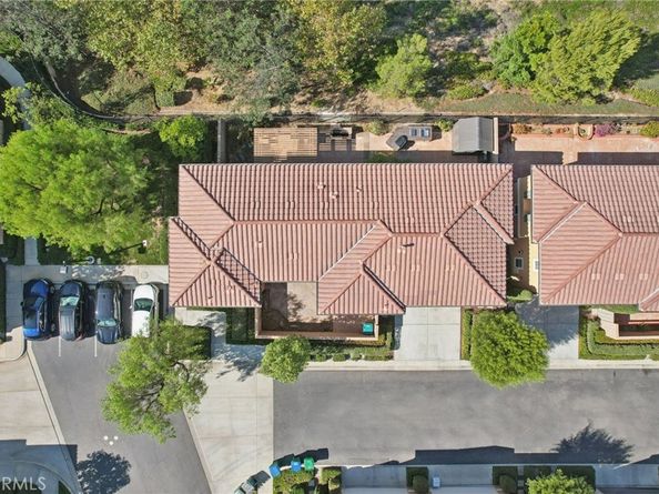 21 Canoe, Irvine CA 92618