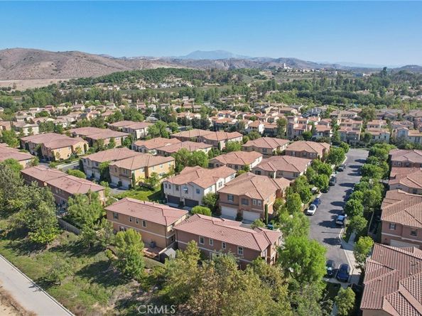 21 Canoe, Irvine CA 92618