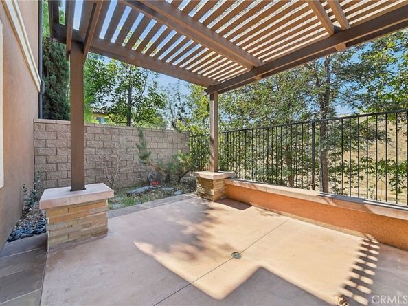 21 Canoe, Irvine CA 92618