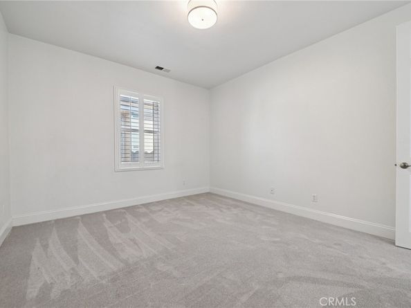 21 Canoe, Irvine CA 92618