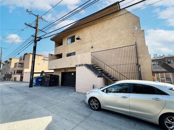 709 E Chestnut Avenue, Santa Ana CA 92701