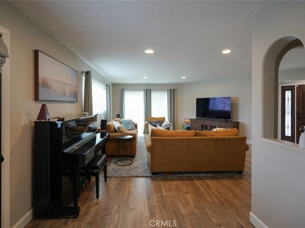 318 S Lucia Avenue, Redondo Beach CA 90277