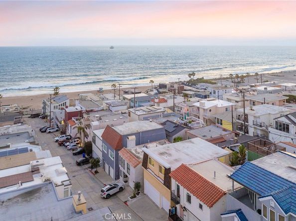 217 43rd Street, Manhattan Beach CA 90266