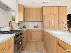 5047 W 21st Street, Los Angeles CA 90016