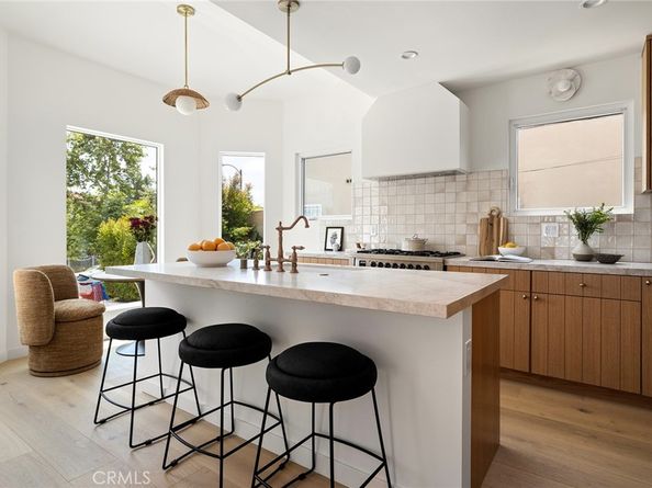 5047 W 21st Street, Los Angeles CA 90016