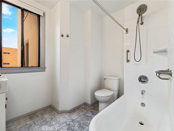 315 W 3rd Street 311, Long Beach CA 90802