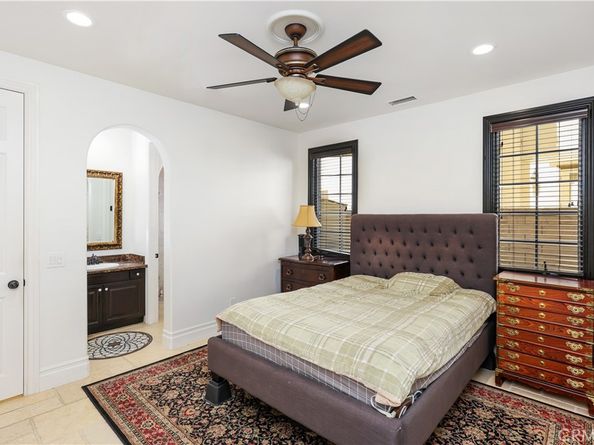 41 Balcony, Irvine CA 92603