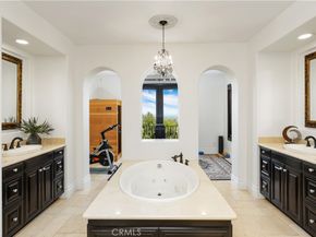 41 Balcony, Irvine CA 92603