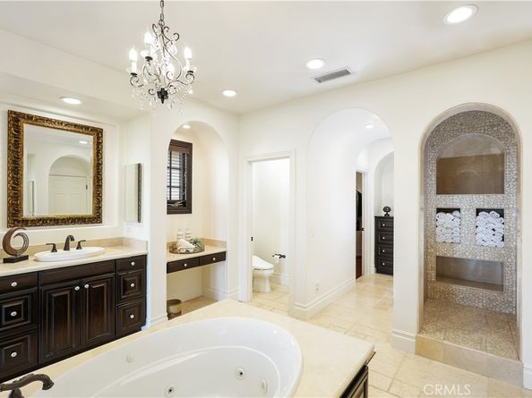 41 Balcony, Irvine CA 92603