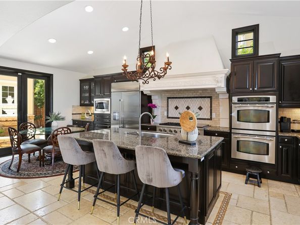 41 Balcony, Irvine CA 92603