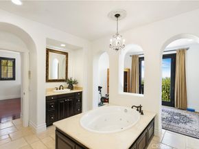 41 Balcony, Irvine CA 92603