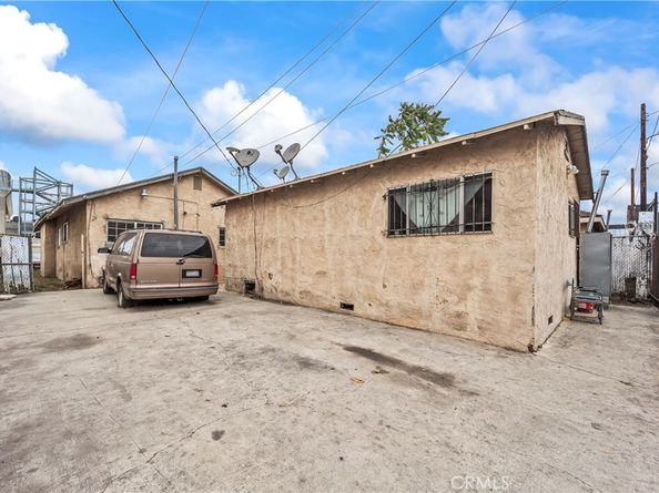 5840 S Olive Street, Los Angeles CA 90003