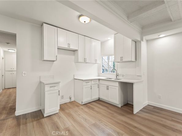 5840 S Olive Street, Los Angeles CA 90003