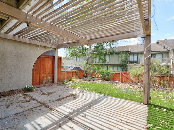 6584 E Paseo Diego, Anaheim CA 92807