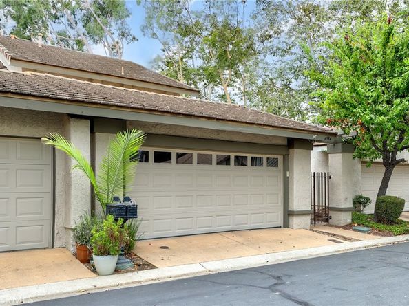 6584 E Paseo Diego, Anaheim CA 92807