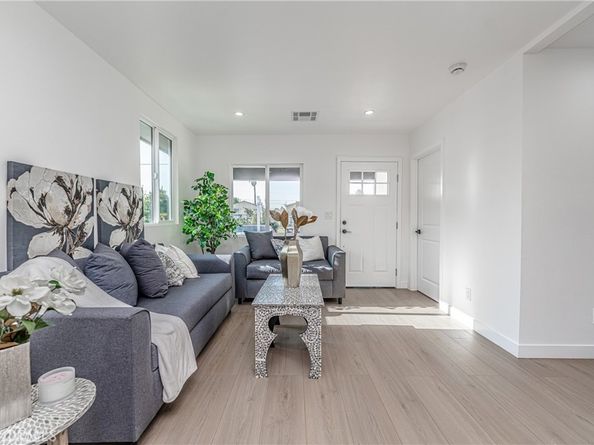 3818 Crawford Street, Los Angeles CA 90011