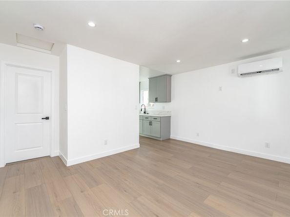 3818 Crawford Street, Los Angeles CA 90011