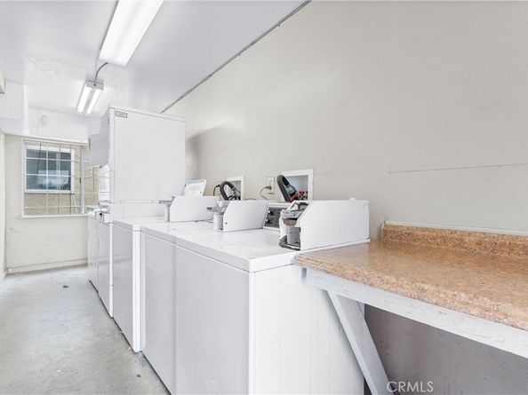 935 W Bishop Street, Santa Ana CA 92703