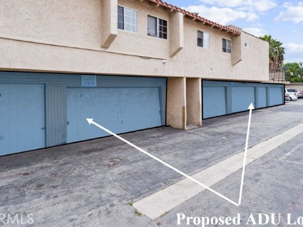 935 W Bishop Street, Santa Ana CA 92703