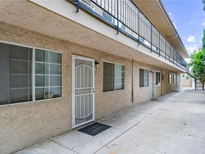 935 W Bishop Street, Santa Ana CA 92703