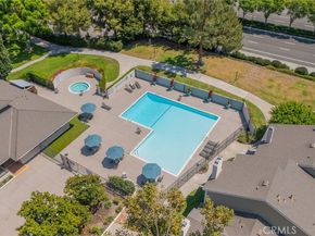 5 Locust, Irvine CA 92604