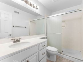 5 Locust, Irvine CA 92604