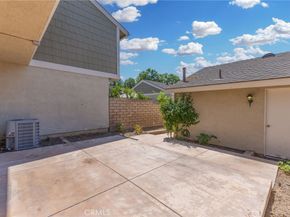 5 Locust, Irvine CA 92604