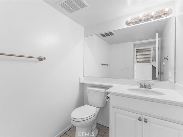 5 Locust, Irvine CA 92604