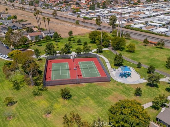 5 Locust, Irvine CA 92604