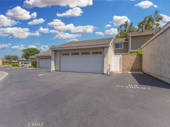 5 Locust, Irvine CA 92604