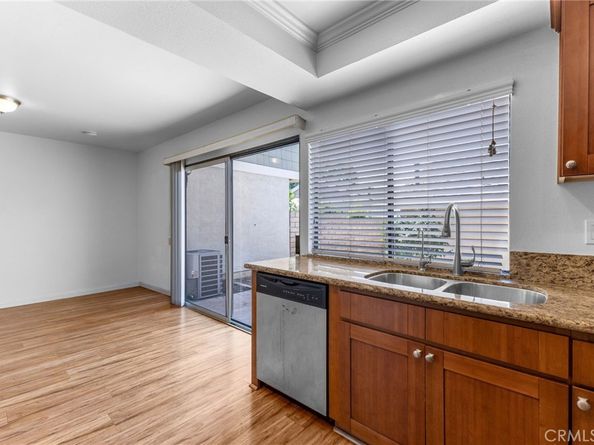 5 Locust, Irvine CA 92604