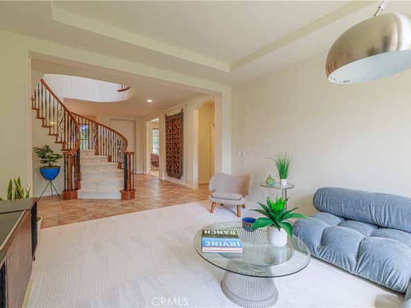 22 Modesto, Irvine CA 92602