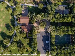 22 Modesto, Irvine CA 92602