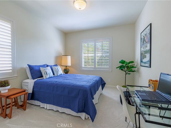 22 Modesto, Irvine CA 92602