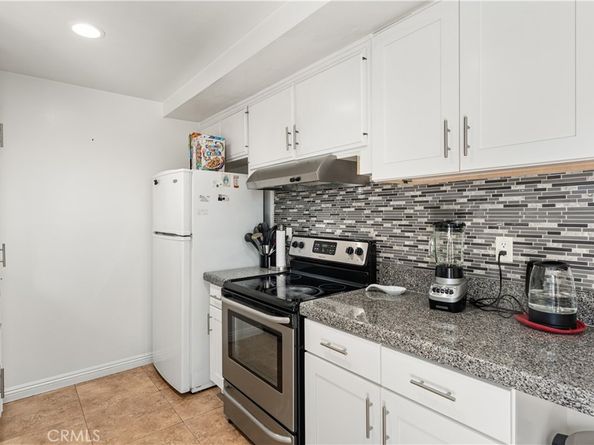 14802 Newport Avenue 18A, Tustin CA 92780