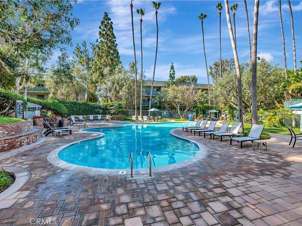 564 N Bellflower Boulevard 316, Long Beach CA 90814