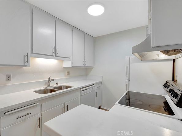 564 N Bellflower Boulevard 316, Long Beach CA 90814