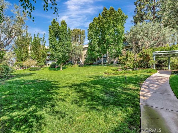 564 N Bellflower Boulevard 316, Long Beach CA 90814