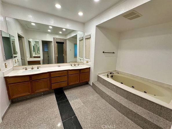 18831 Winnwood Lane, Santa Ana CA 92705