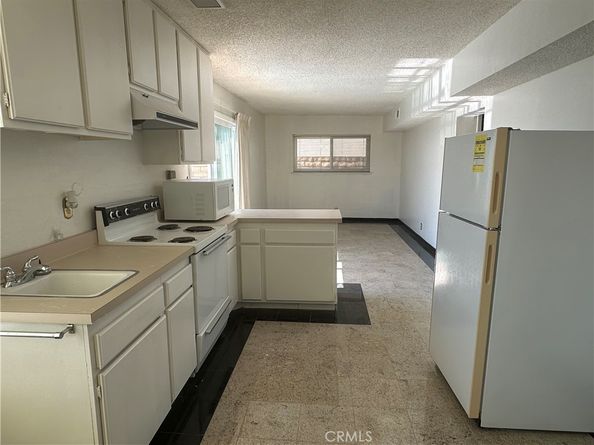 18831 Winnwood Lane, Santa Ana CA 92705