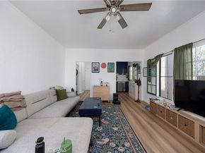 28 Argonne Avenue, Long Beach CA 90803